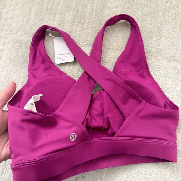 Lululemon Envital Bra (6- D/DD) – Magenta Purple - Picture 2 of 6